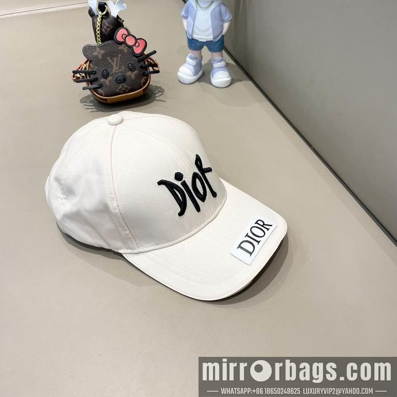 Dior Hat 072801