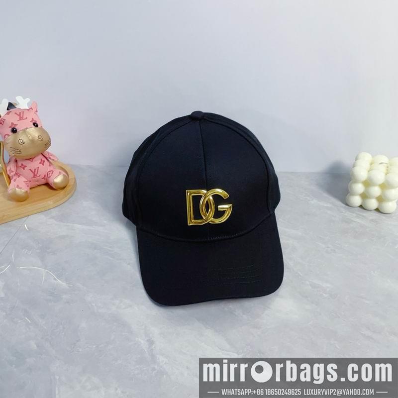 DG Hat dx14