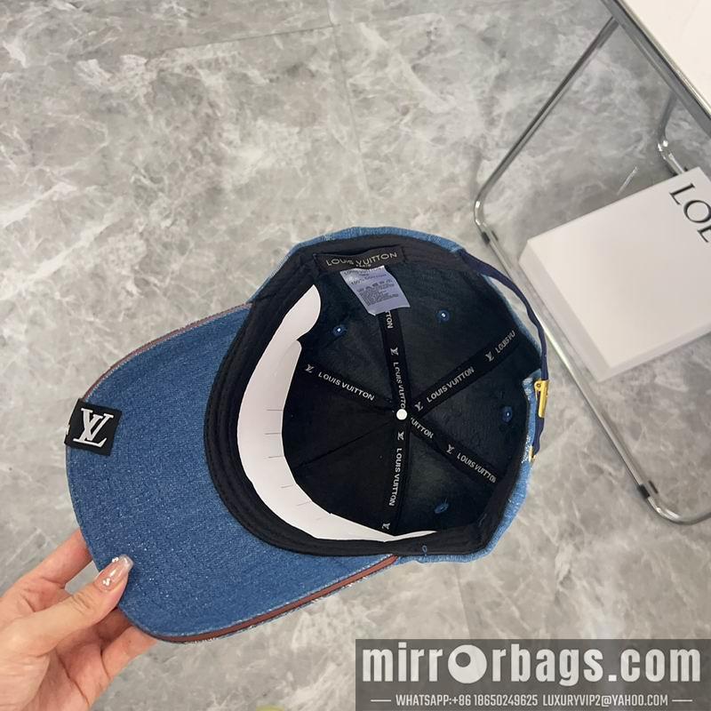 LV Hat 082606