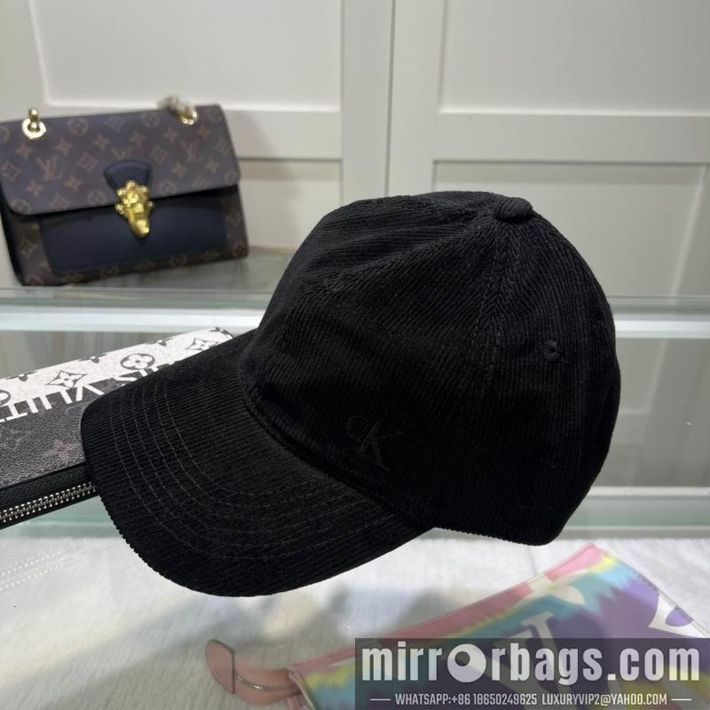 CK Hat dx26