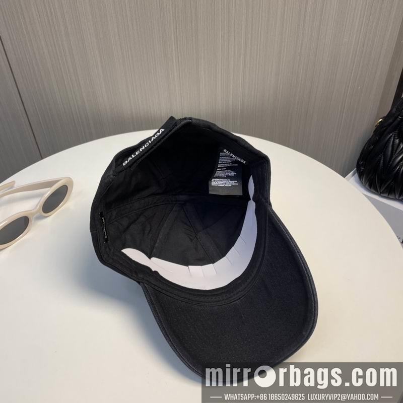 Balenciaga Hat 091401
