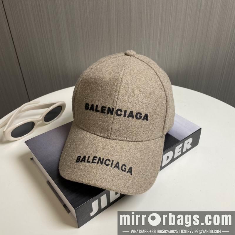 Balenciaga Hat dx113