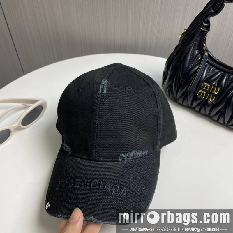 Balenciaga Hat 010201