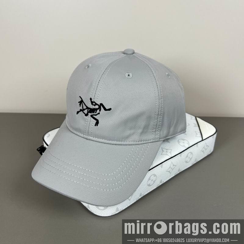 Arcteryx Hat dx15