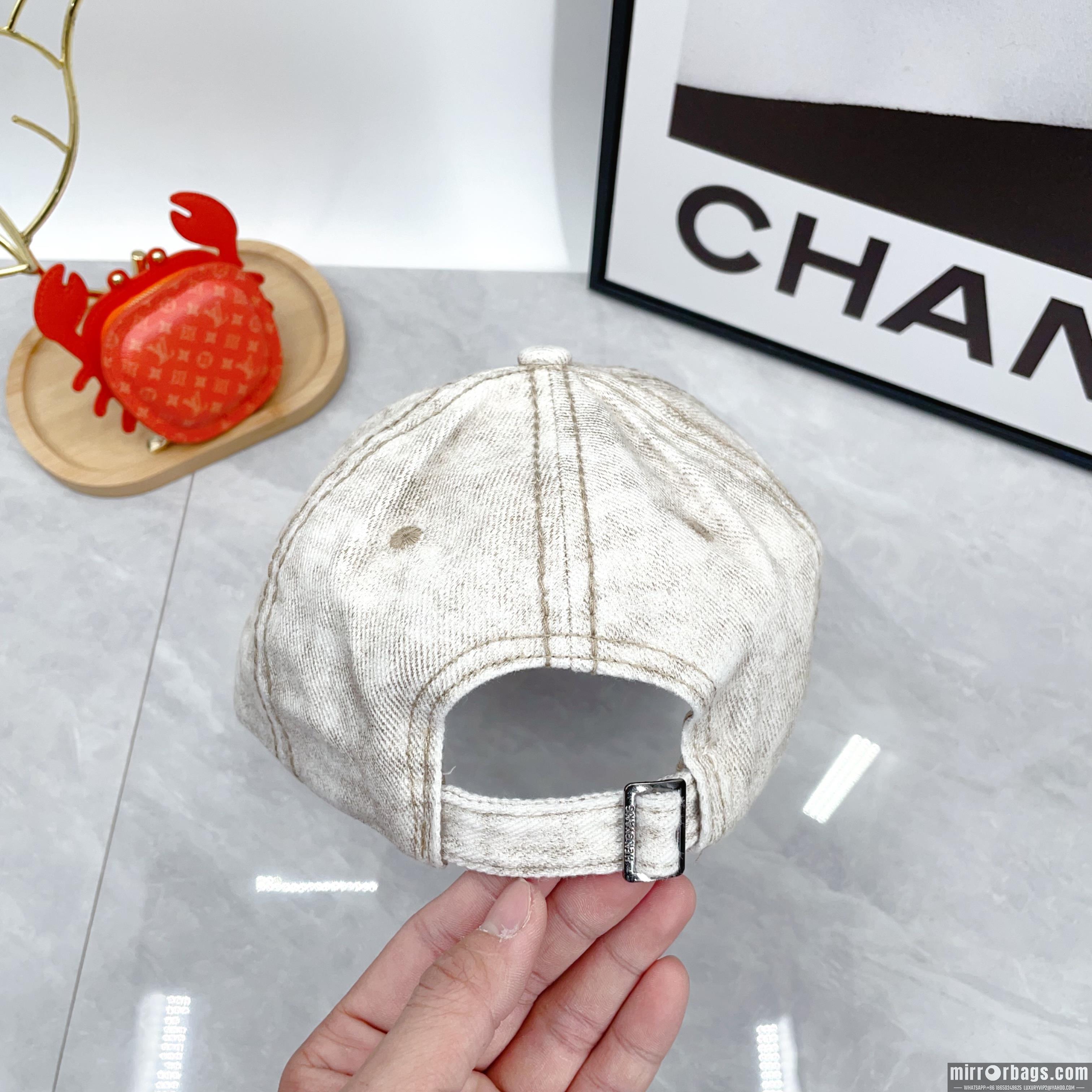 Chrome Hearts Hat dx22