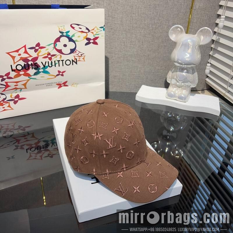 LV Hat 041703
