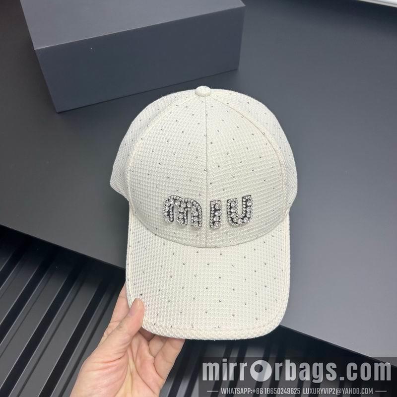 Miumiu Hat dx07