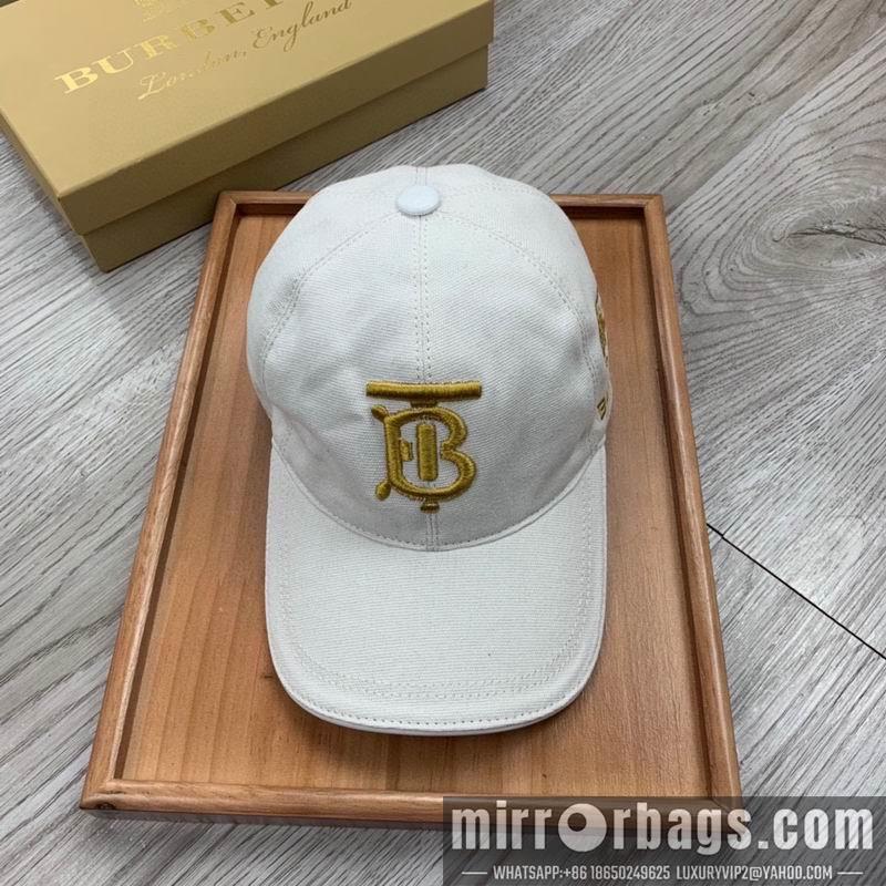 Burberry Hat31