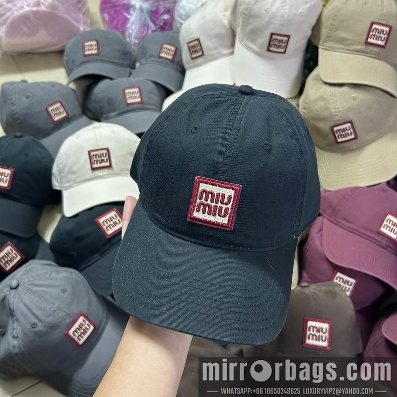 Miumiu Hat dx71