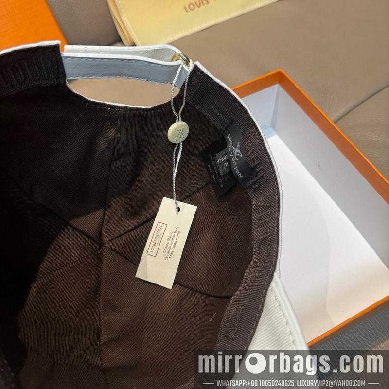 LV Hat dx167
