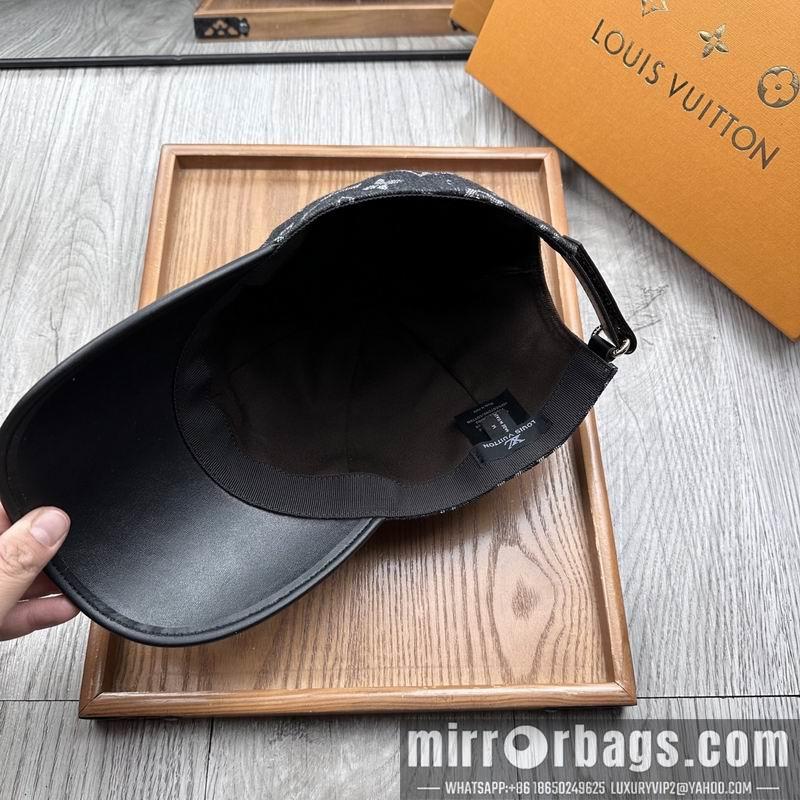 LV Hat dx148