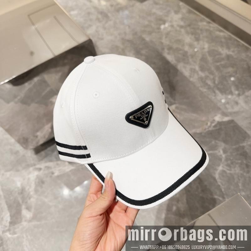 Prada Hat 041702