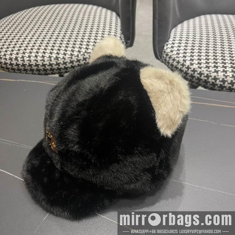 LV Hat 081004
