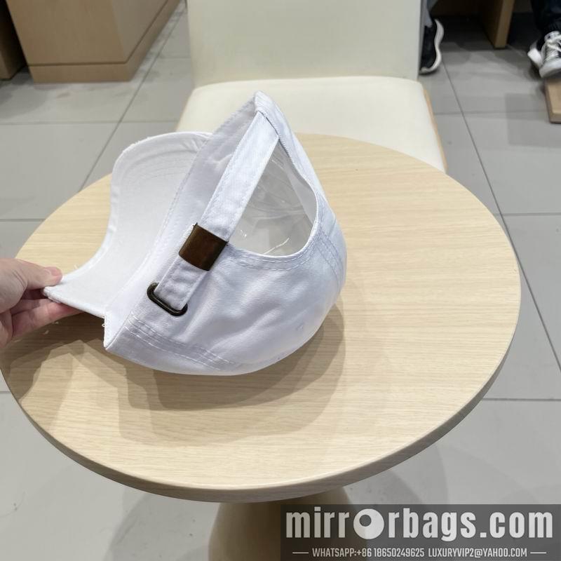 Miumiu Hat 040201