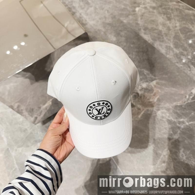 LV Hat dx128