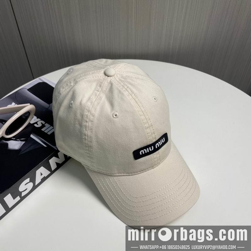 Miumiu Hat 030966