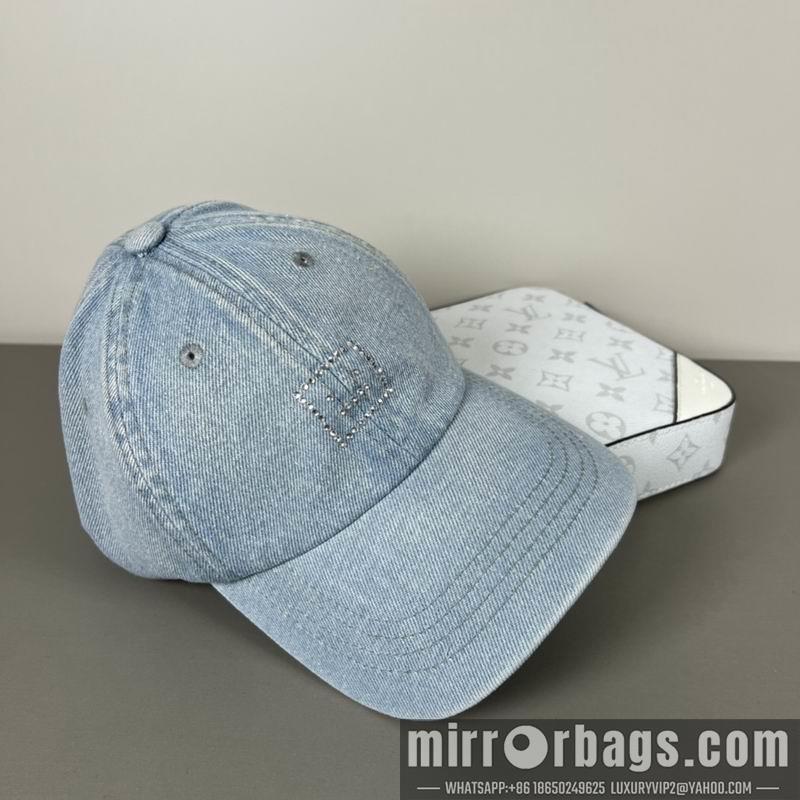 Ance Hat dx17