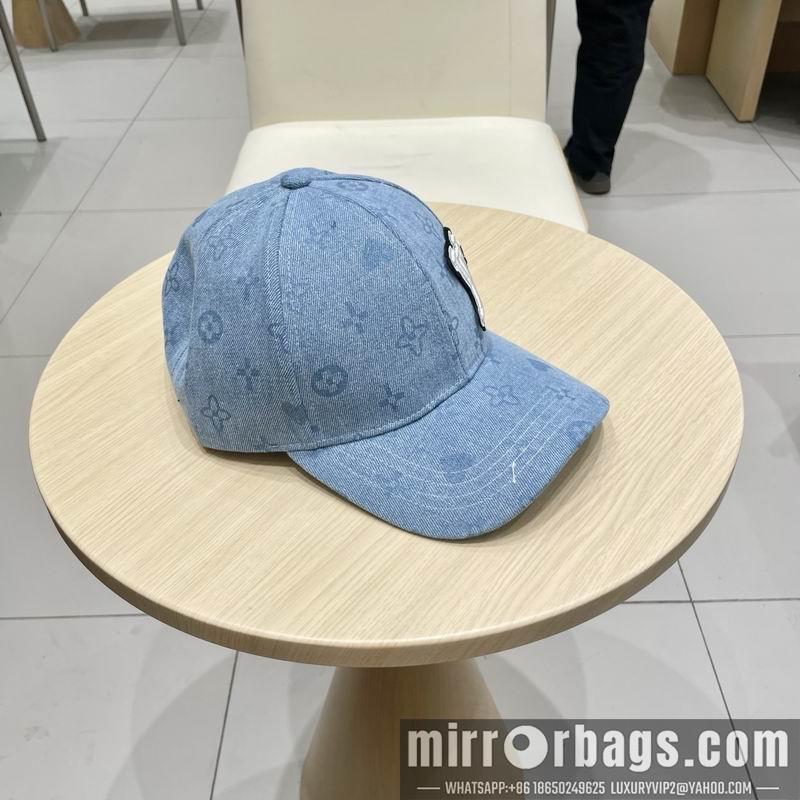 LV Hat 041404