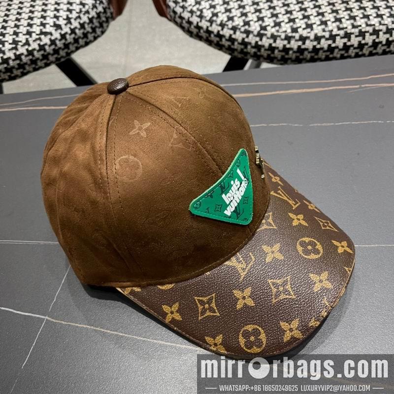 LV Hat 050702