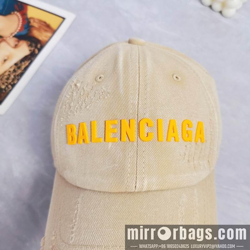 Balenciaga Hat dx34