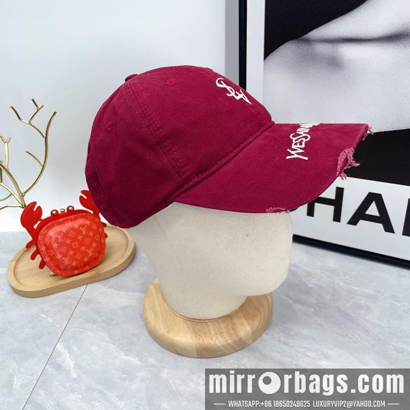 YSL Hat dx32