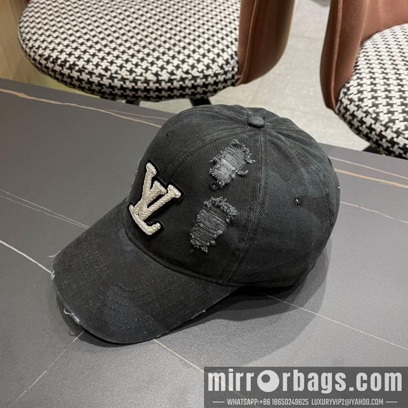 LV Hat 072205