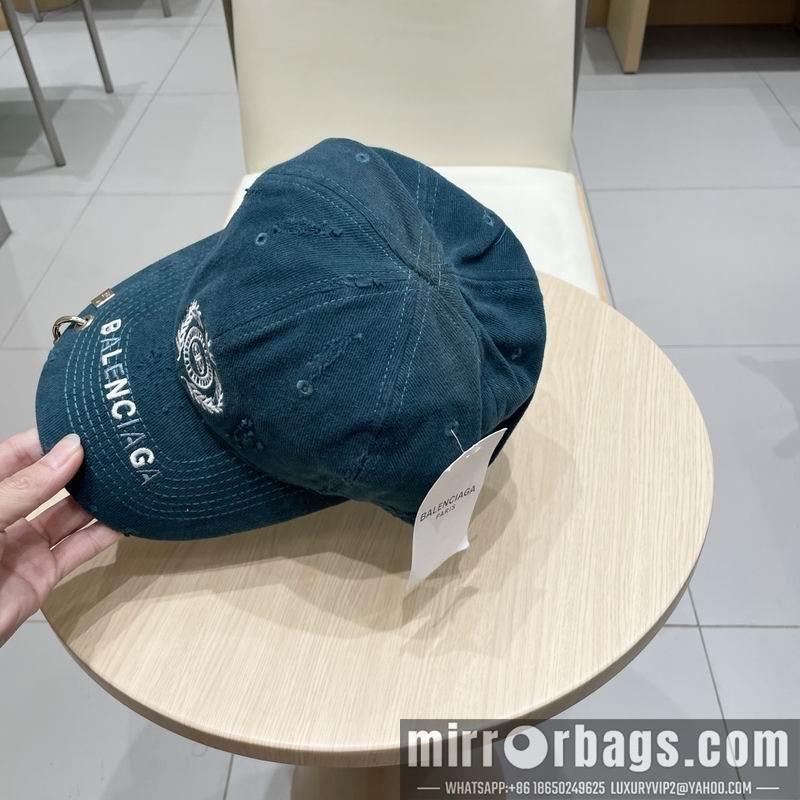Balenciaga Hat 032001