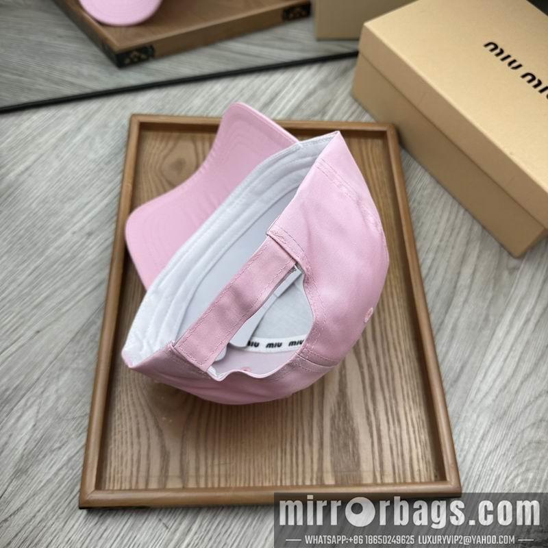 Miumiu Hat dx60
