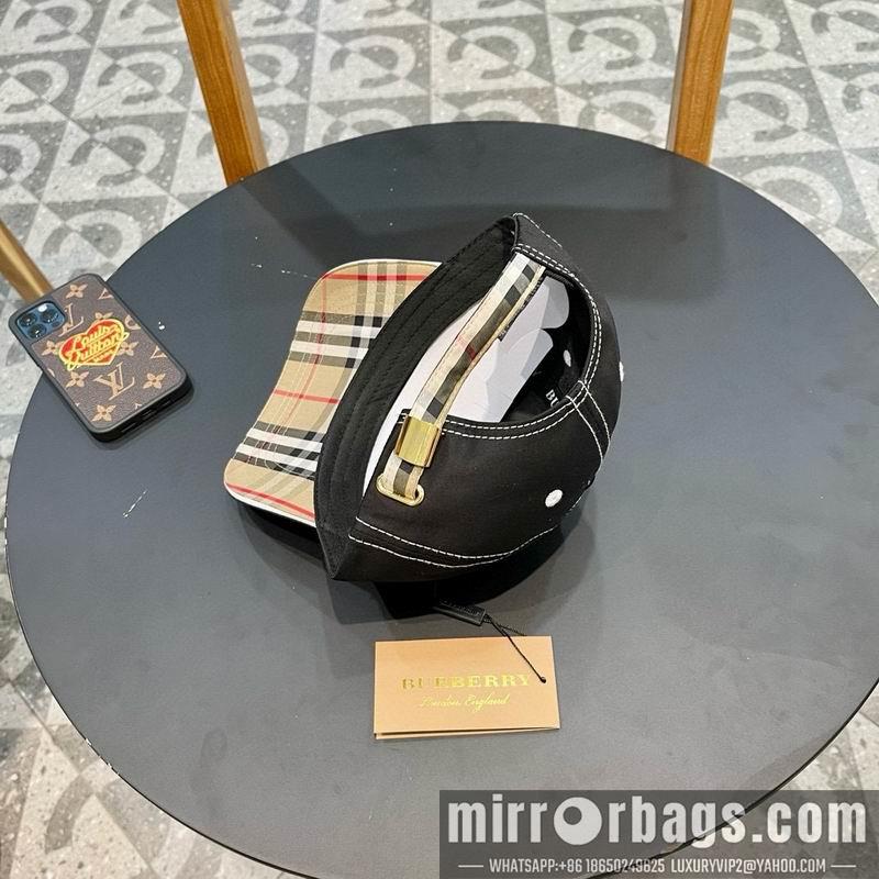Burberry Hat 042803