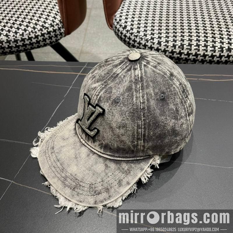 LV Hat 071302