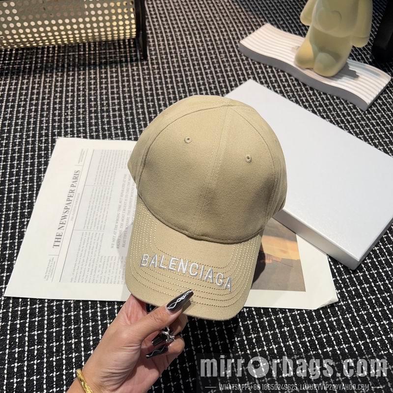 Balenciaga Hat dx12