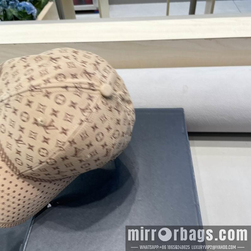LV Hat 010403