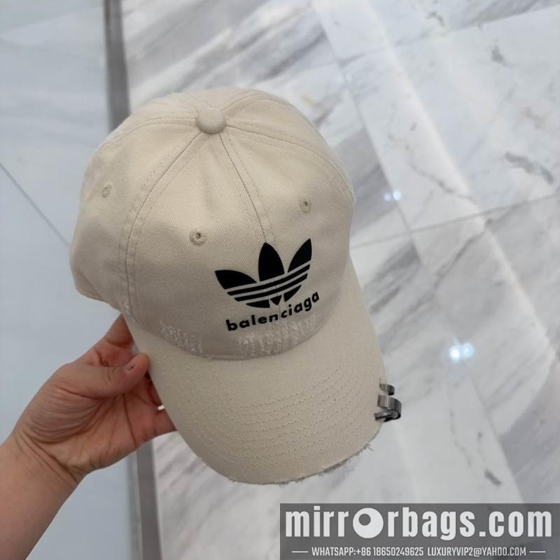 Balenciaga Hat dx78