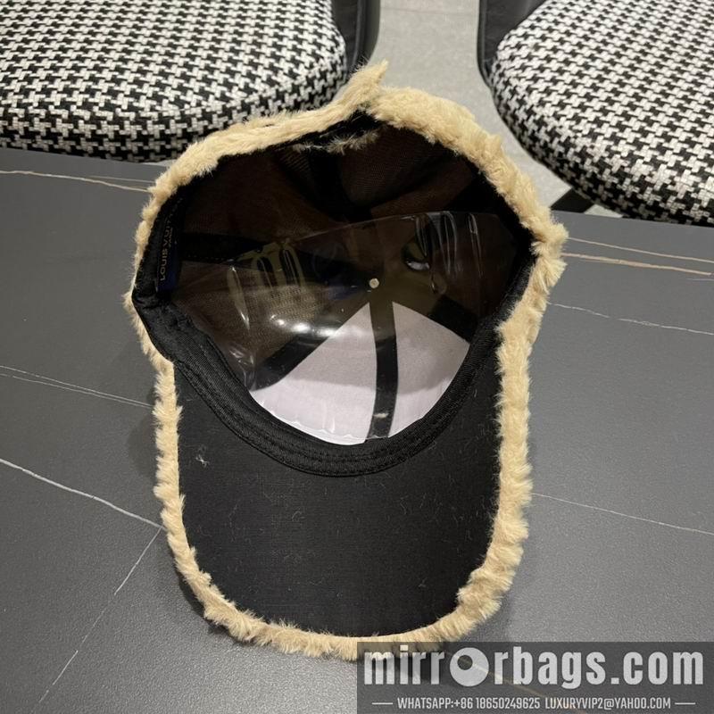 LV Hat 102801