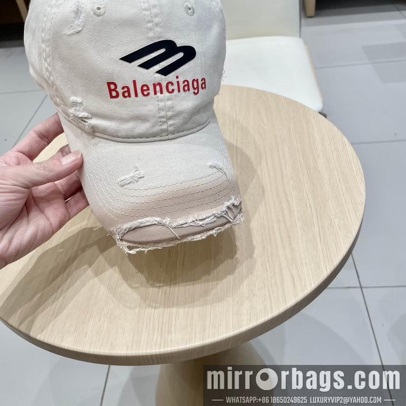 Balenciaga Hat 041402