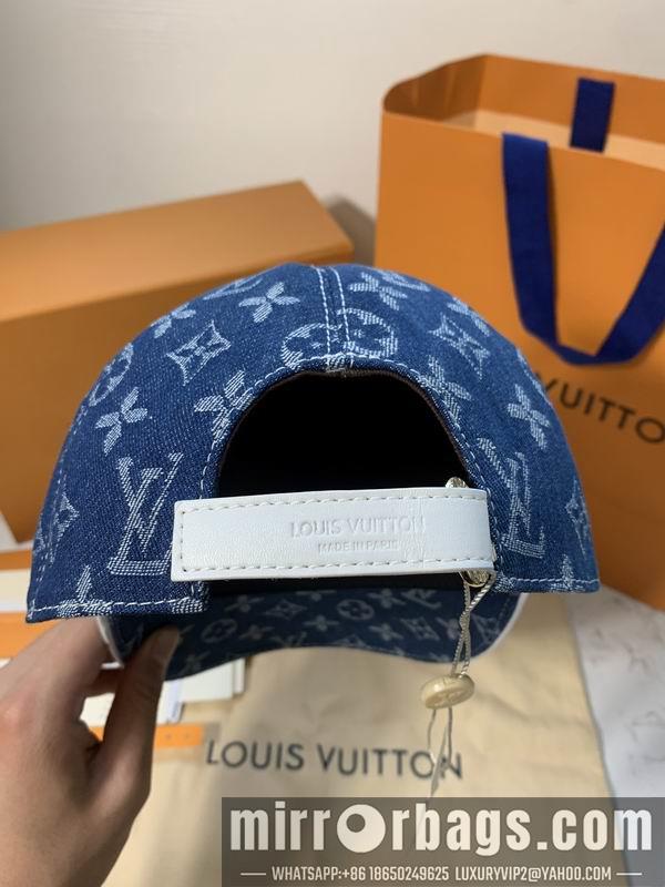 LV Hat dx43