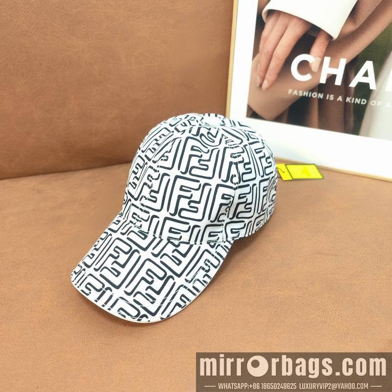 Fendi Hat dx43
