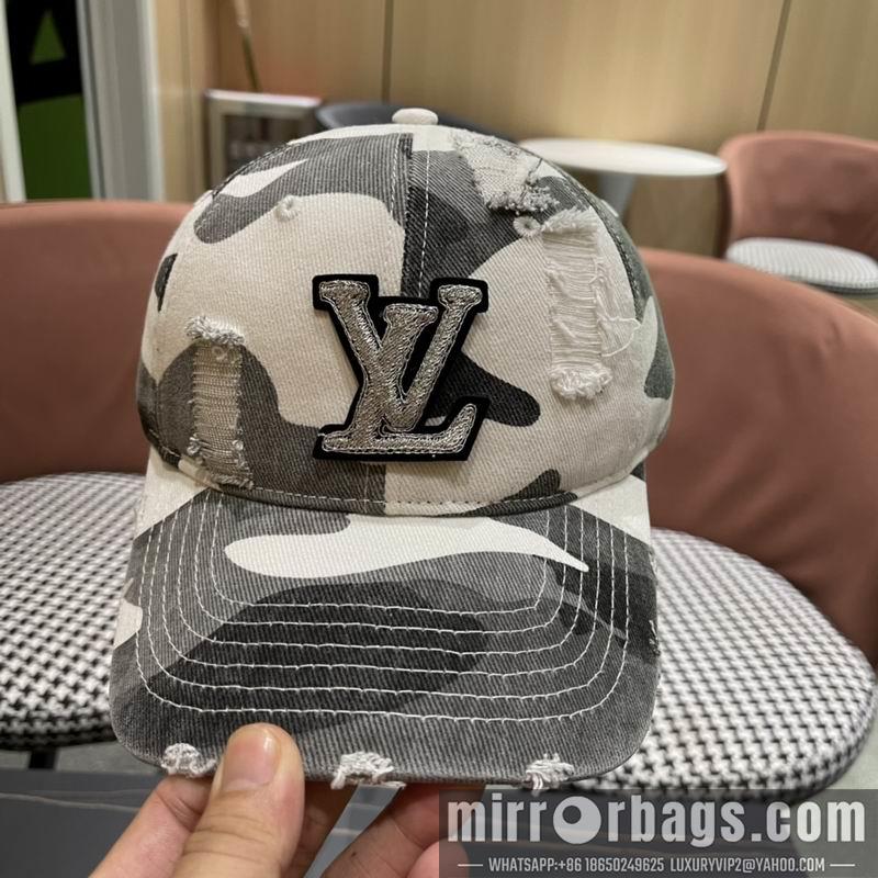 LV Hat 072205