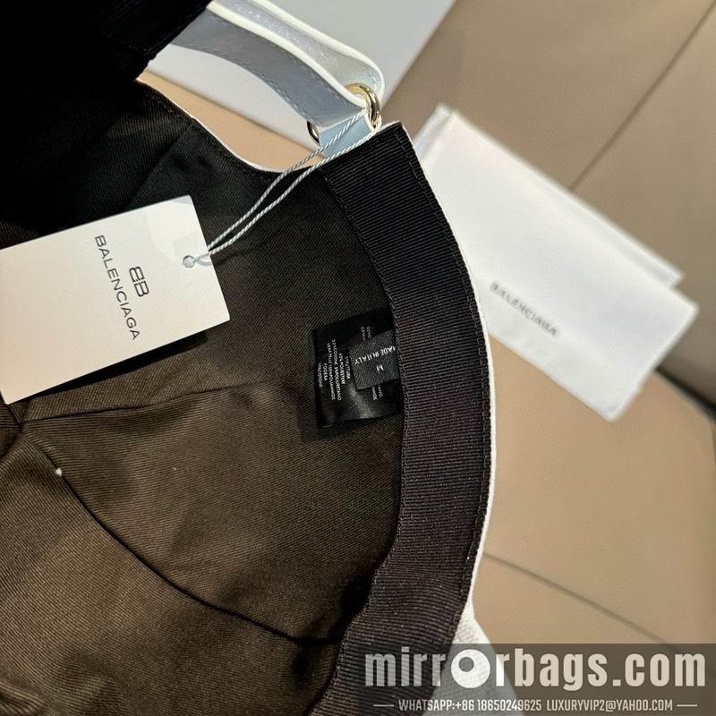 Balenciaga Hat dx79