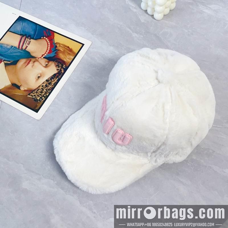 Miumiu Hat dx68