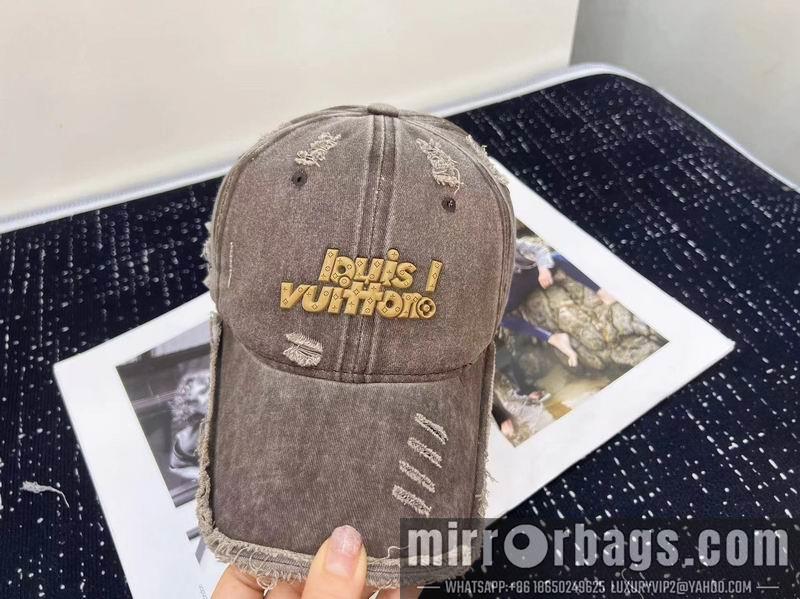 LV Hat dx109