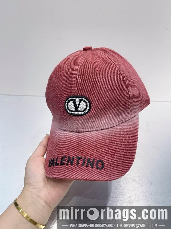 Valentino Hat dx01