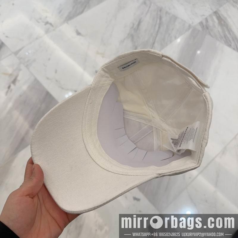 Balenciaga Hat dx71