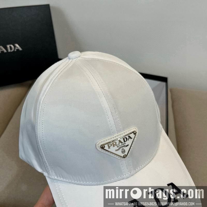 Prada Hat dx20
