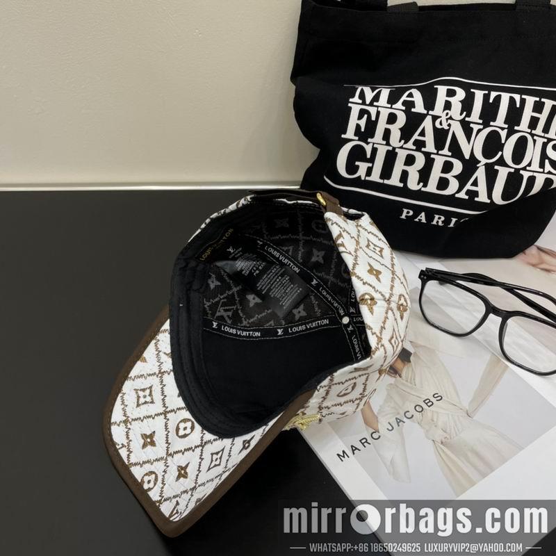 LV Hat 042703
