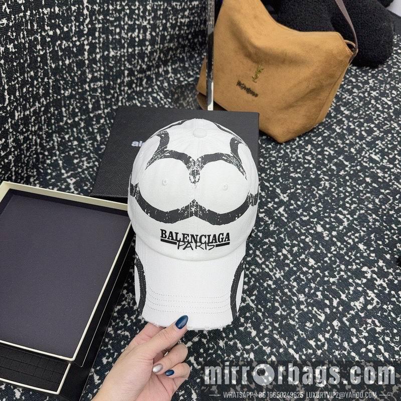 Balenciaga Hat 010601