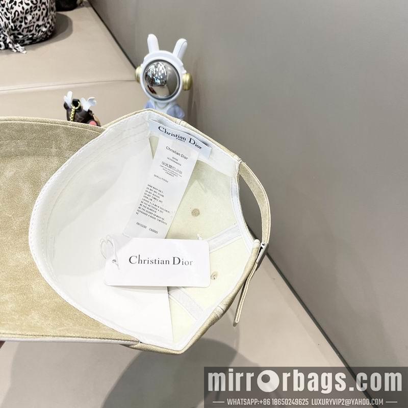 Dior Hat 072802