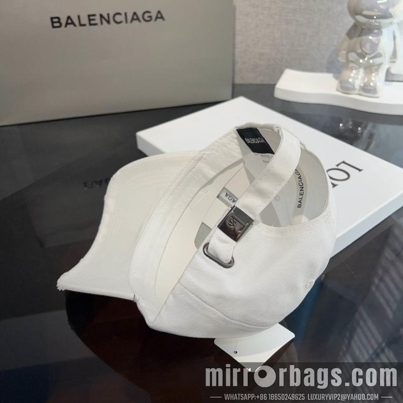Balenciaga Hat dx06