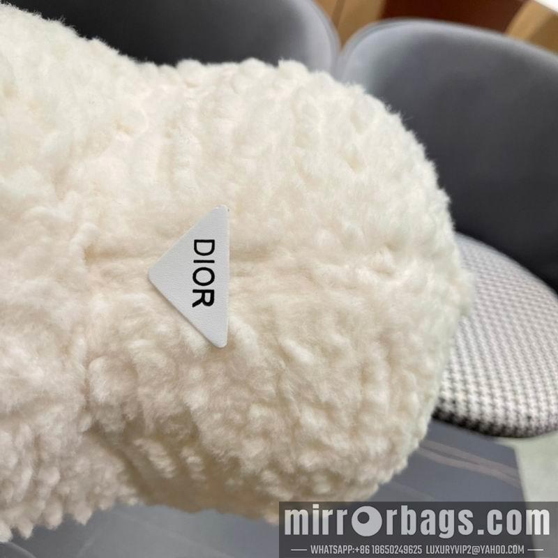 Dior Hat 010701