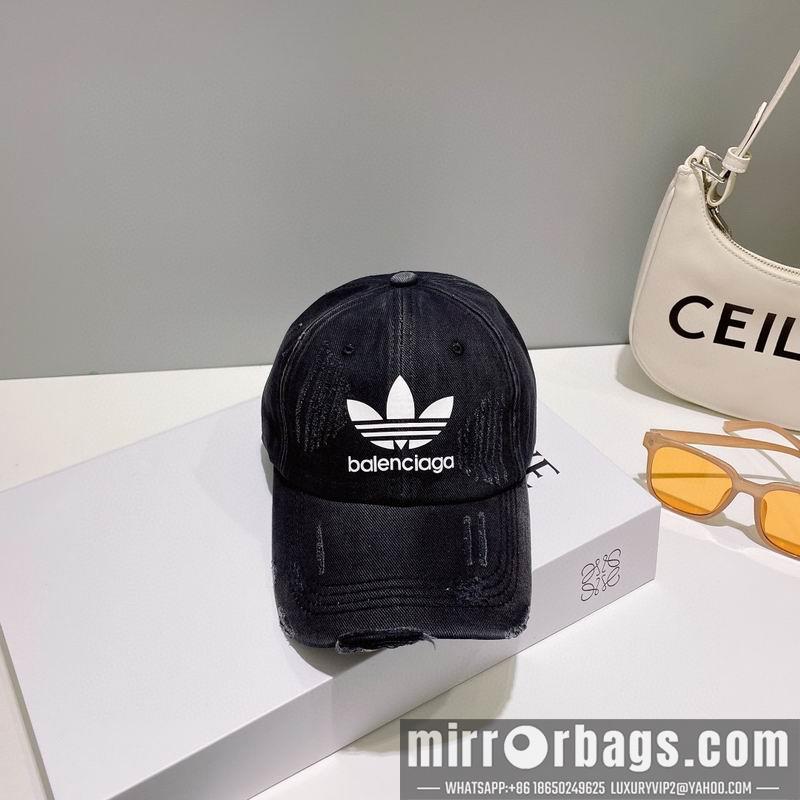 Balenciaga Hat dx26